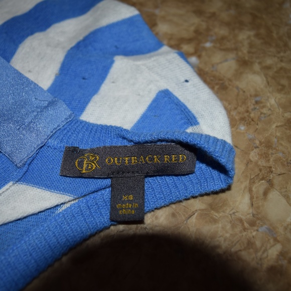 XS Outback Red 3/4 Length Shirt - Picture 2 of 4